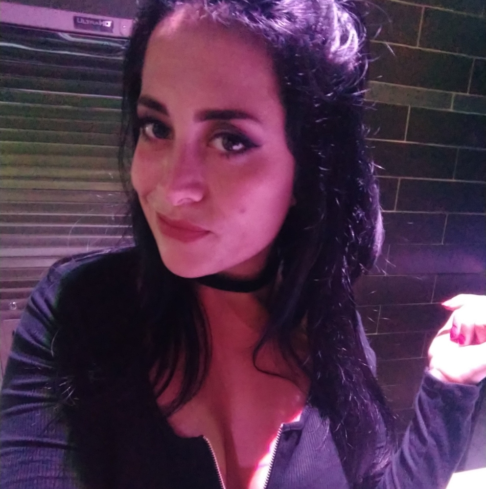 Meet your Posher, Becky